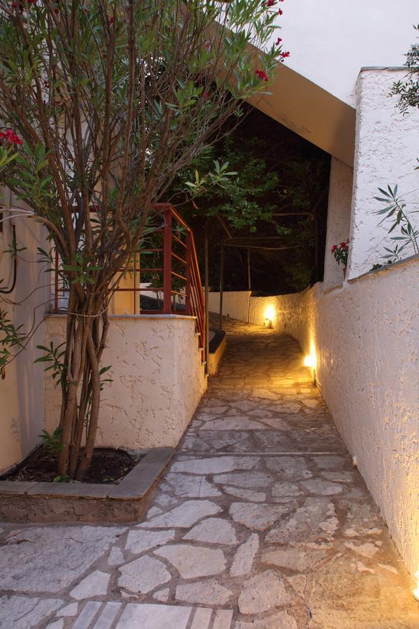 نِكيانا Miranda Resort المظهر الخارجي الصورة